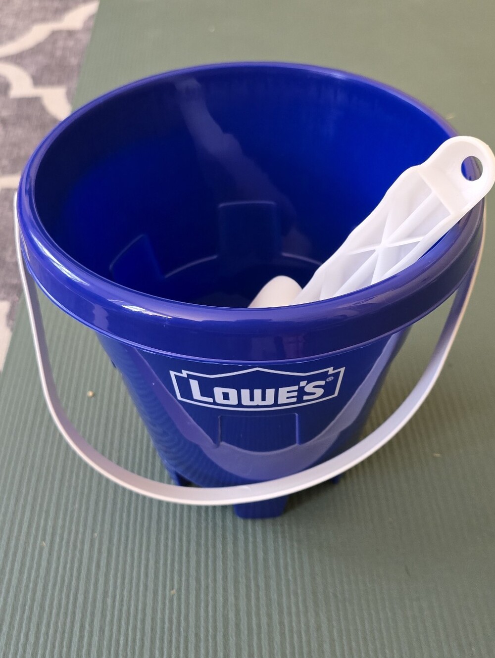 Lowes Toy Beach Bucket